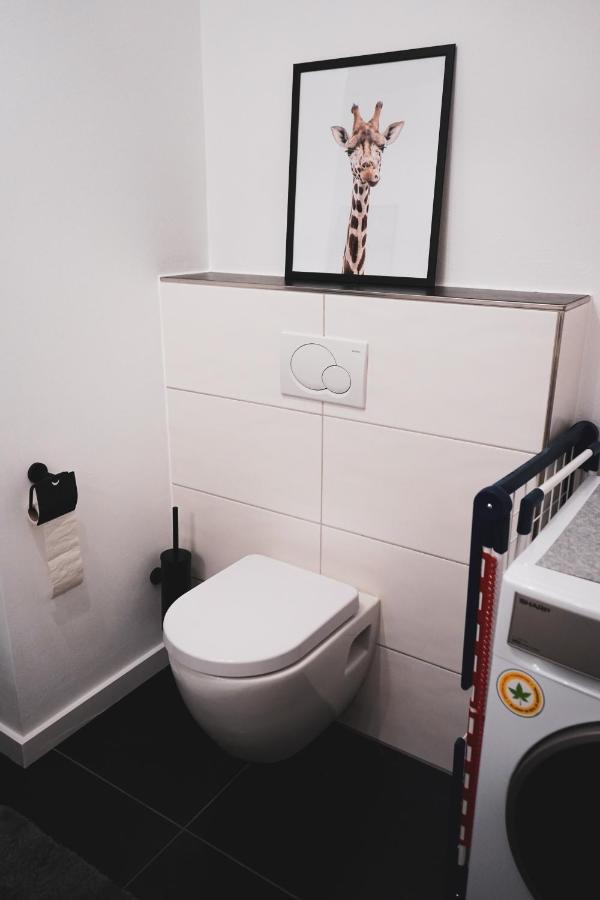 Stilvolles City-Loft Mit Privatem Whirlpool トリーア エクステリア 写真